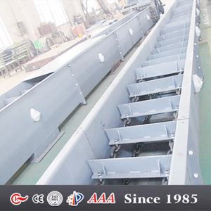 ¿Cómo diseñar un transportador de arrastre para transporte vertical?